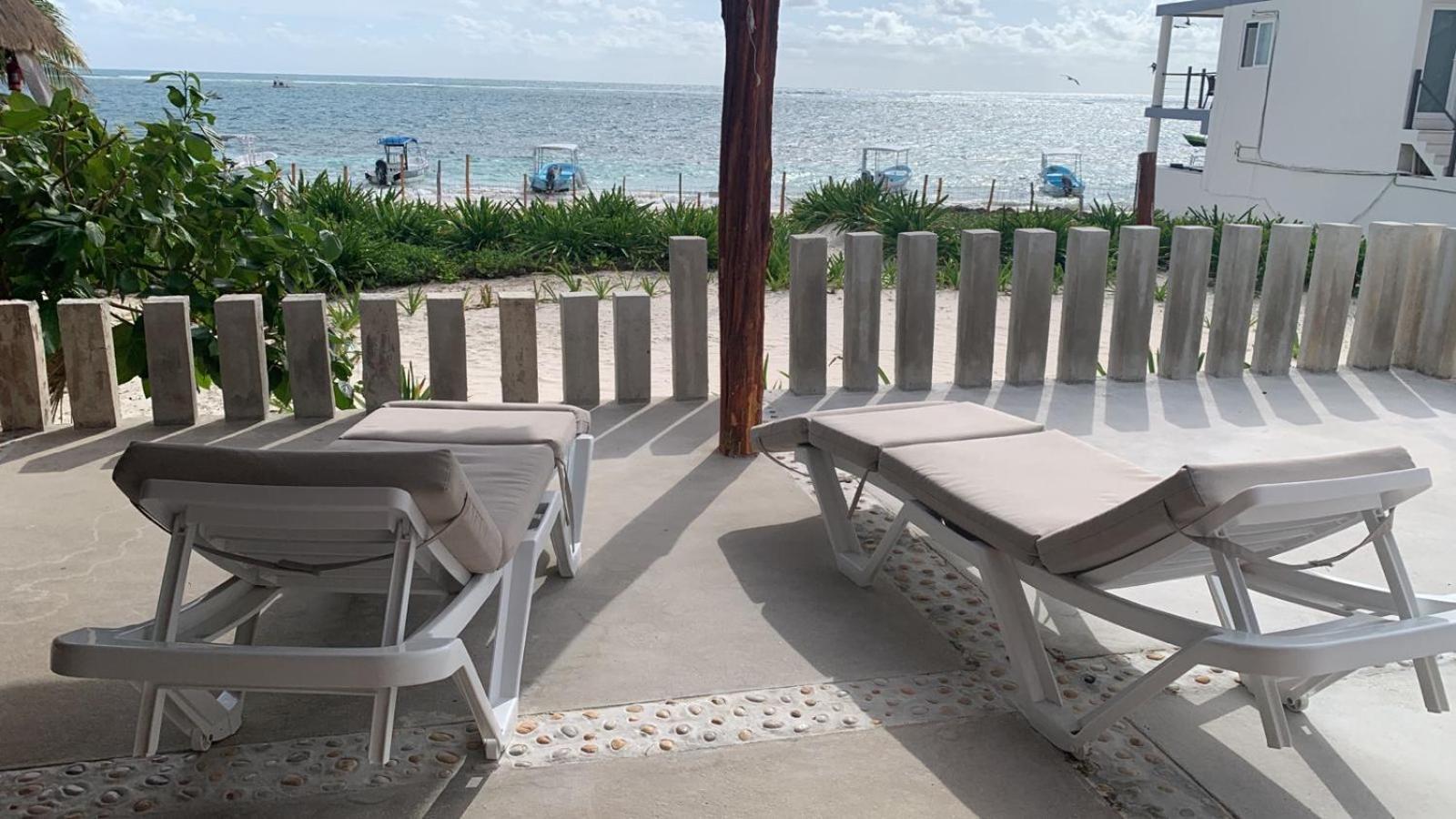 Casa Lucia Beachfront بويرتو موريلوس المظهر الخارجي الصورة